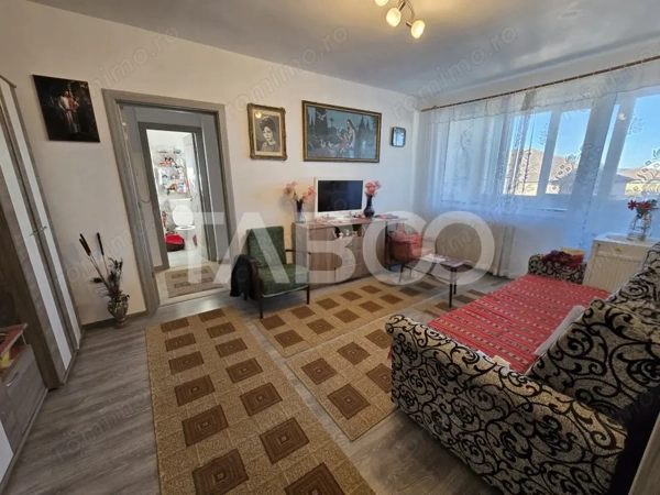 Apartament 2 camere de vanzare etaj intermediar Mihai Viteazul Sibiu — fotografia 1
