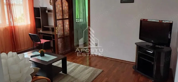 Apartament cu 2 camere, etaj 4 cu acoperis, zona Dacia — fotografia 1
