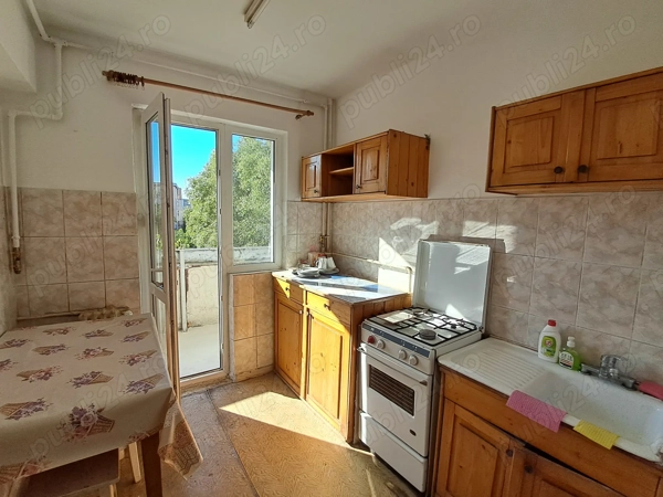 Apartament 3 camere , decomandat, în Ploiești,78 m — fotografia 1