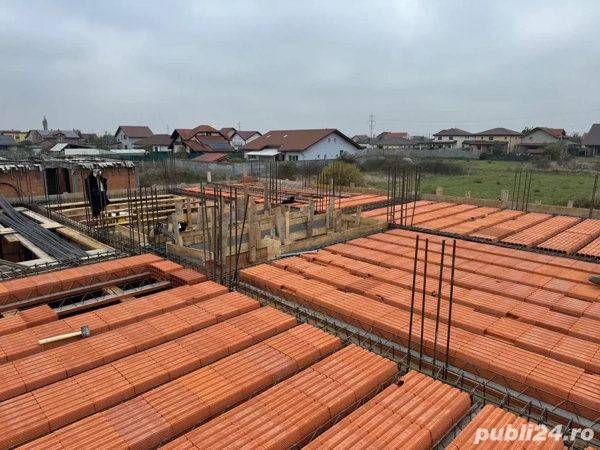 1 2Duplex cu 4 camere la cheie,130 mp utili,170 constr,350 mp teren,P+E(in spate la Mall)219000 euro