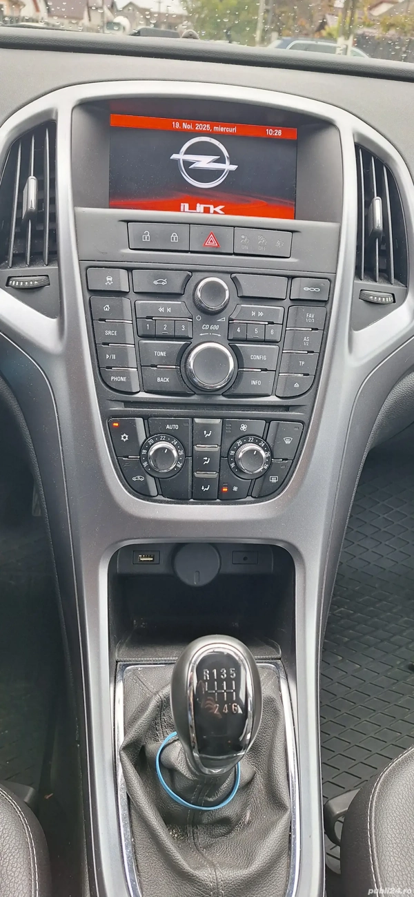 OPEL Astra 2018 — imagine 4