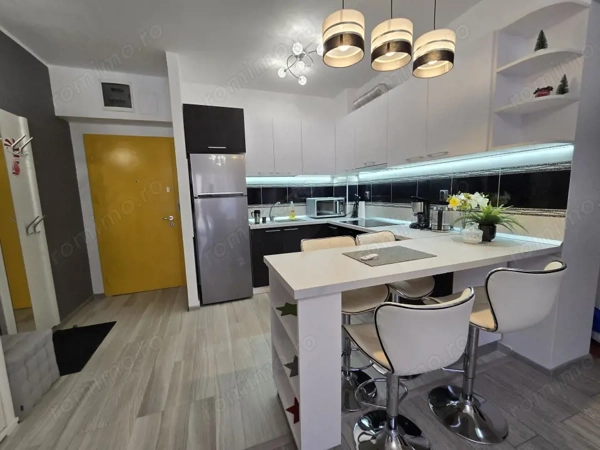 Apartament modern în Sinaia | Loc de parcare + Piscină în complex — fotografia 3