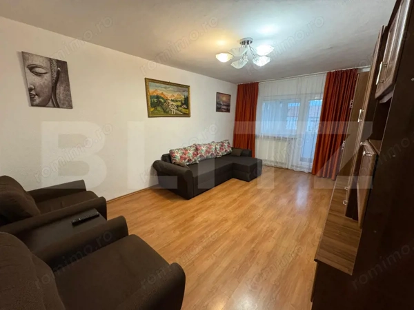 Apartament, 3 camere, 66 mp, zona Craiovita Noua — fotografia 1