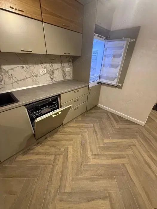 Apartament in zona Braytim Mures — fotografia 3