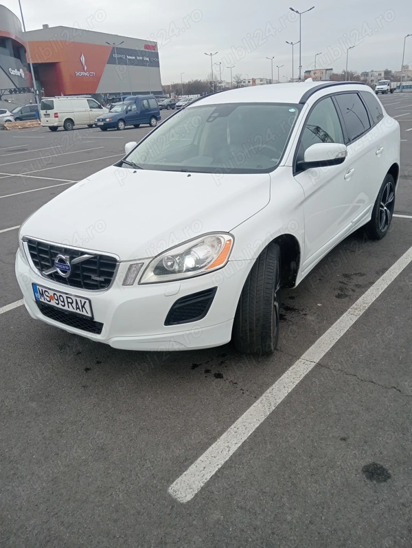 VOLVO XC60 2011 — imagine 5