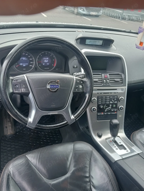 VOLVO XC60 2011 — imagine 3