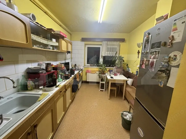 Apartament 4 camere, 80 mp, zona Ultracentral — fotografia 1