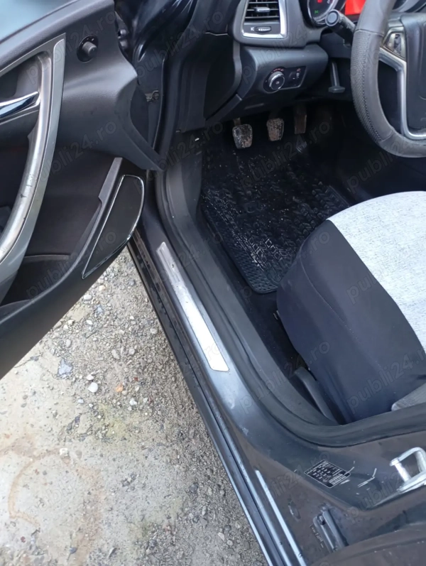 OPEL Astra 2011 — imagine 9