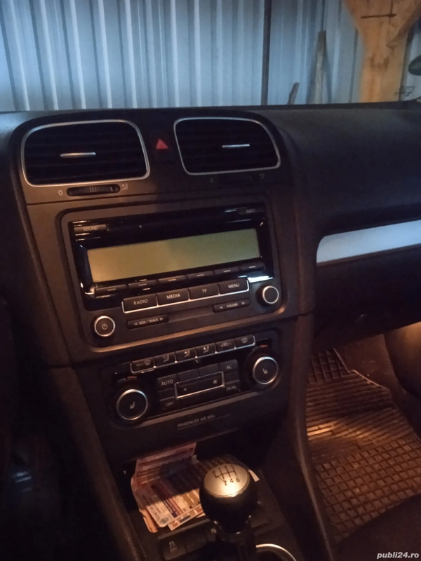 VOLKSWAGEN Golf 2010 — imagine 11