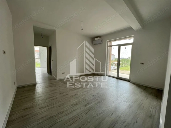 Apartament cu 2 camere, bucatarie inchisa in Giroc la asfalt — fotografia 3