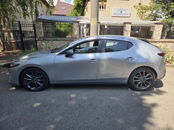 MAZDA 3 2019 — imagine 2