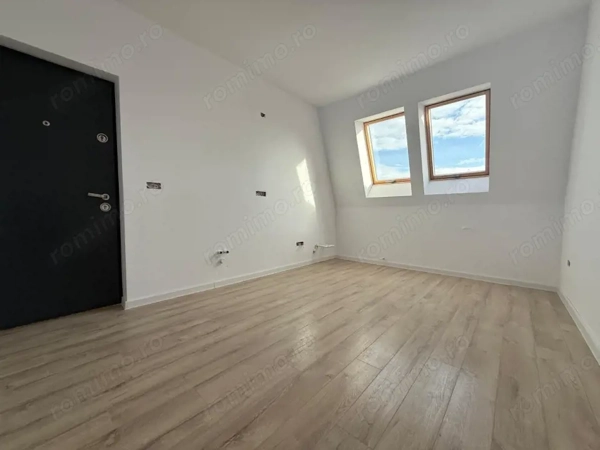 Apartament 2 camere, 54 mp, mansarda - zona Bucovinei — fotografia 1