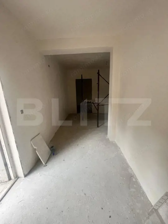 Apartament 3 camere, semifinisat, zona Piata Decebal — fotografia 3
