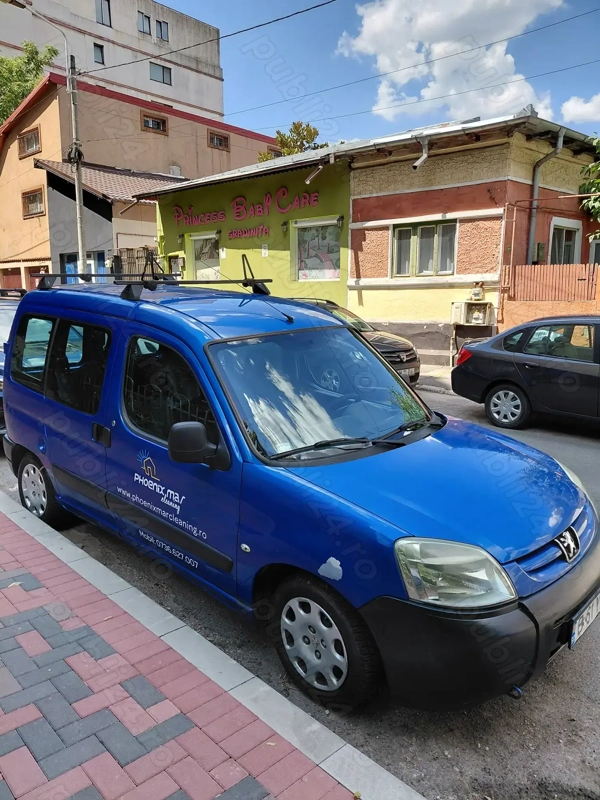 PEUGEOT Partner