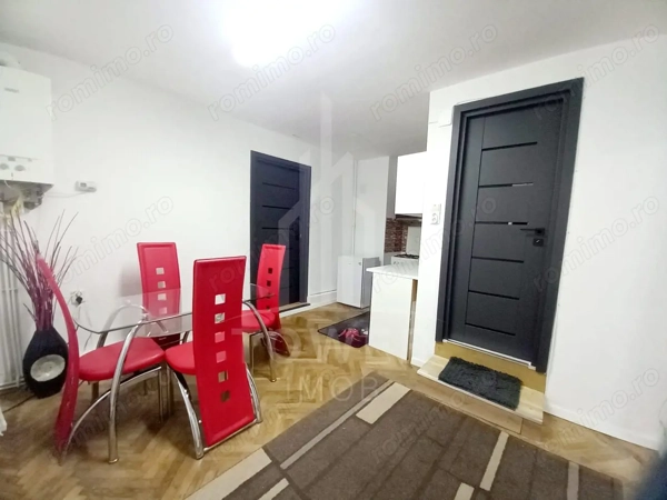 Apartament 2 camere de de vanzare – Str. Piața Mare nr. 6, et. 1 — fotografia 2