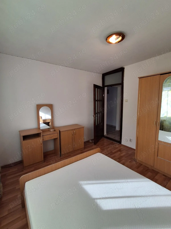 DE INCHIRIAT apartament 2 camere decomandate, et 3, Brazda lui Novac