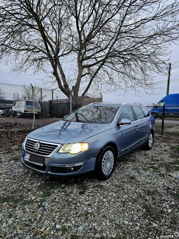 VOLKSWAGEN Passat 2010