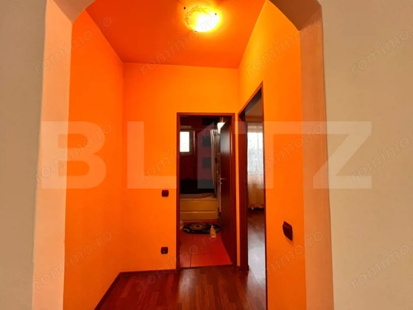 Apartament 2 camere circular –zona centrală Hunedoara — fotografia 3