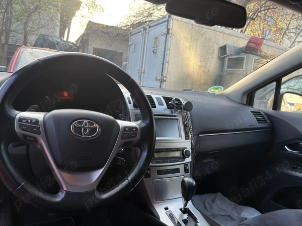 TOYOTA Avensis 2015 — imagine 2