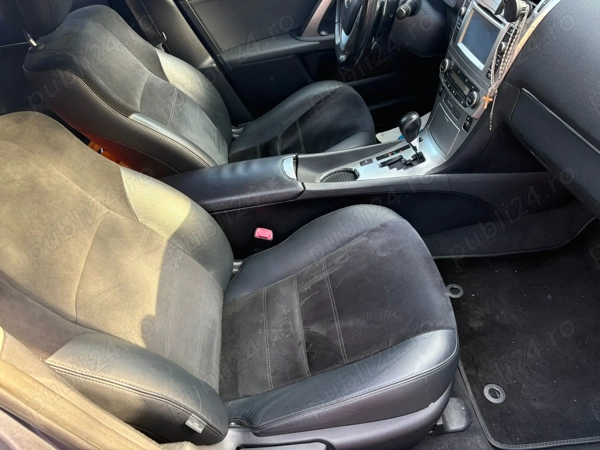 TOYOTA Avensis 2015 — imagine 4