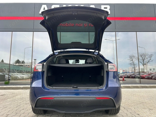 TESLA Model Y 2022 — imagine 7