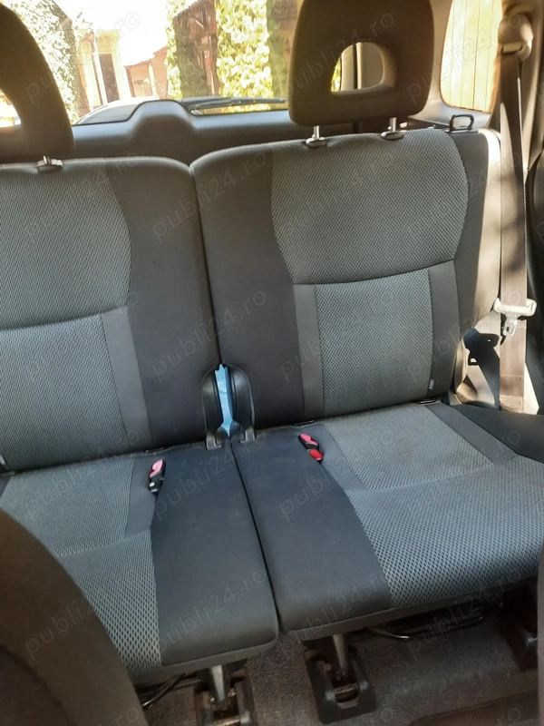 TOYOTA RAV4 2004 — imagine 5