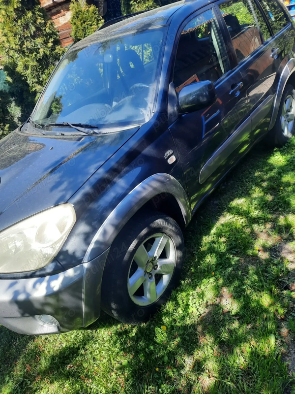 TOYOTA RAV4 2004 — imagine 2