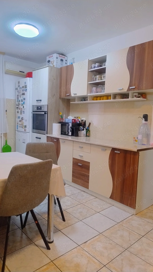 Apartament cu 3 camere in Nufărul Oradea — fotografia 3