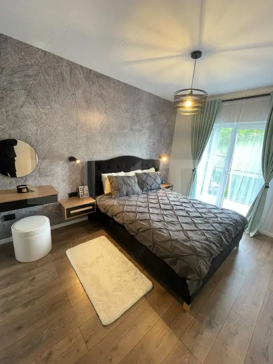 Apartament 2 camere, 53 mp, zona Teilor, etaj intermediar, cu vedere la pădure — fotografia 3