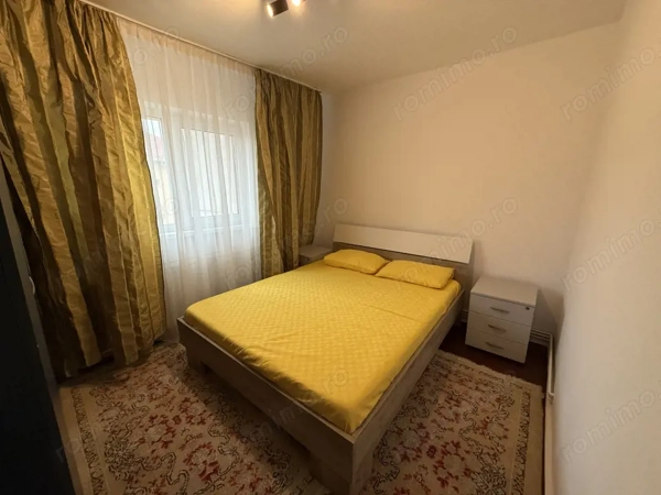 Apartament spatios, 2 camere, 42 mp utili, decomandat - Girocului — fotografia 1