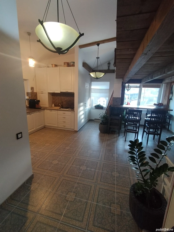 Persoana fizica vând apartament pe str. Tautului 96mp+ — fotografia 1