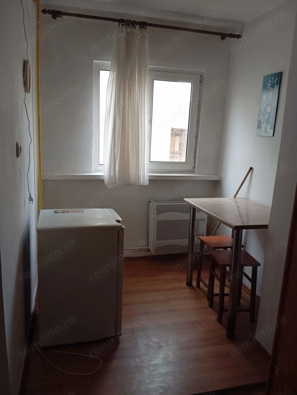 Garsonieră confort 1, Târgu-Jiu, zona Grivița — fotografia 3