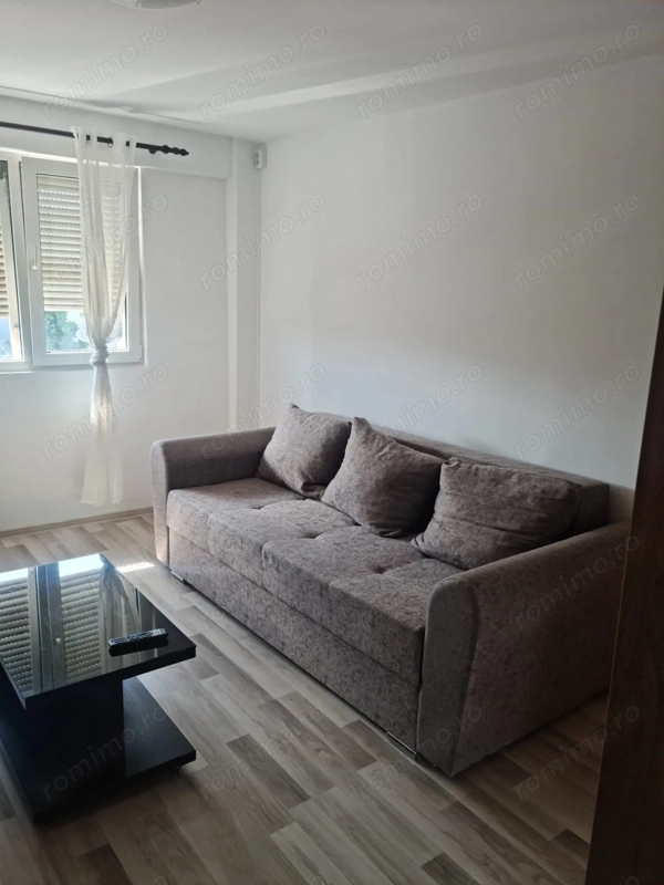 Apartament 2 camere renovat, mobilat complet, Piața Victoriei — fotografia 3