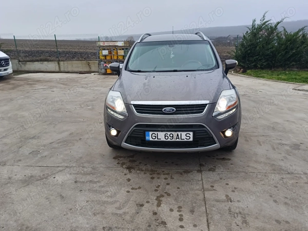 Vând Ford kuga 2012