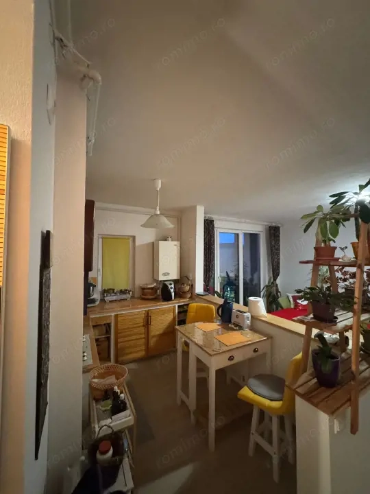Apartament 3 camere, 57 mp, zona Progresul — fotografia 1