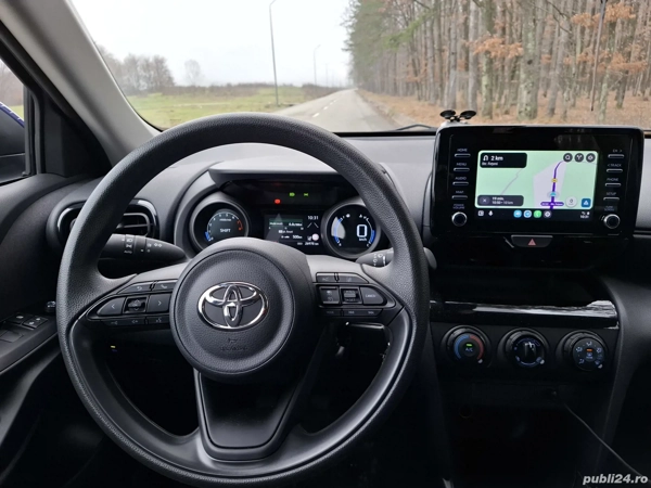 TOYOTA Yaris 2023 — imagine 4