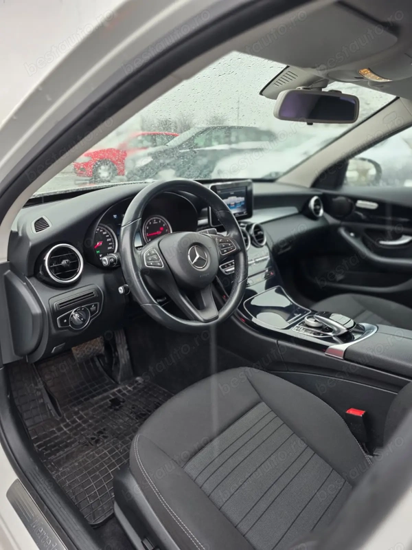 MERCEDES-BENZ C-Class 2018 — imagine 2