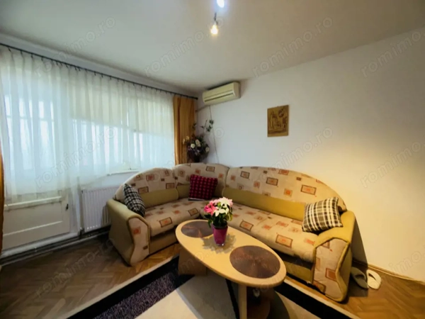 Apartament 3 camere, semidecomandat, 53mp utili, zona Girocului — fotografia 3