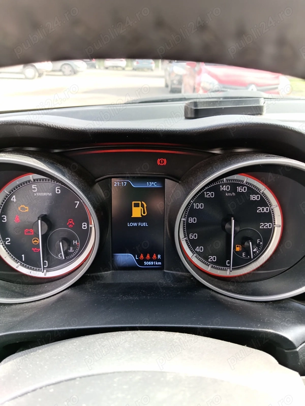 SUZUKI Swift 2023 — imagine 4