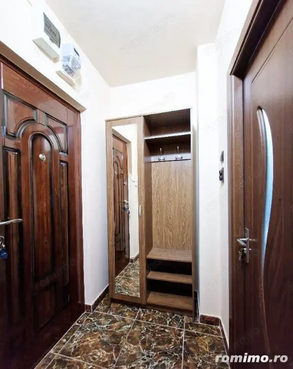 Garsoniera in zona Timpuri Noi