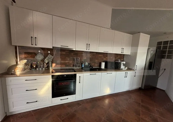 Apartament cu 3 camere de vanzare, 117 mp, strada Baritiu — fotografia 1