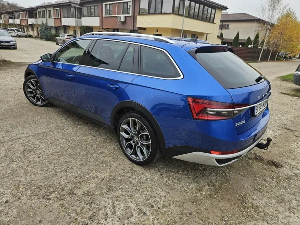 SKODA Superb 2023 — imagine 4