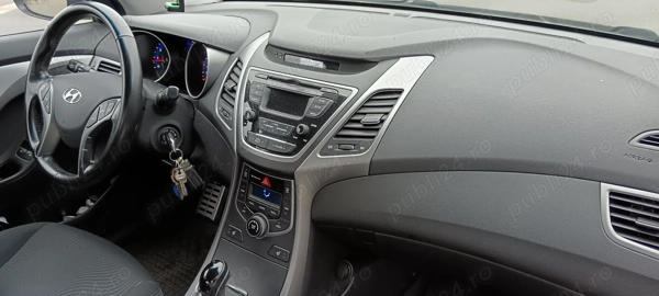 HYUNDAI Elantra 2014 — imagine 9