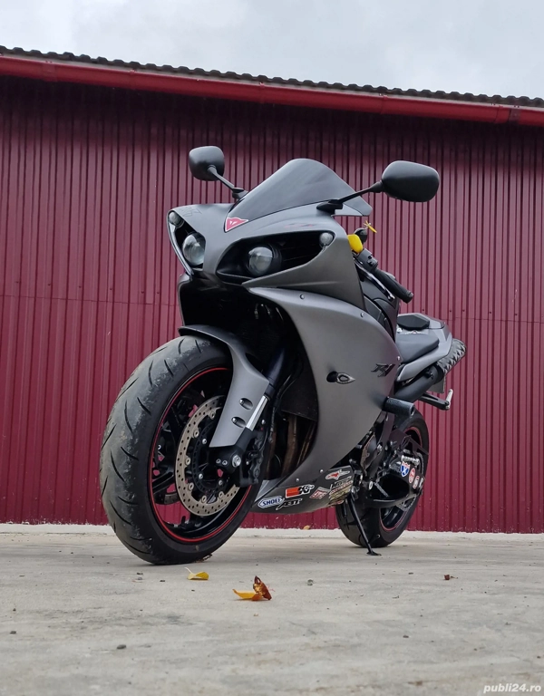 Yamaha r1 big bang