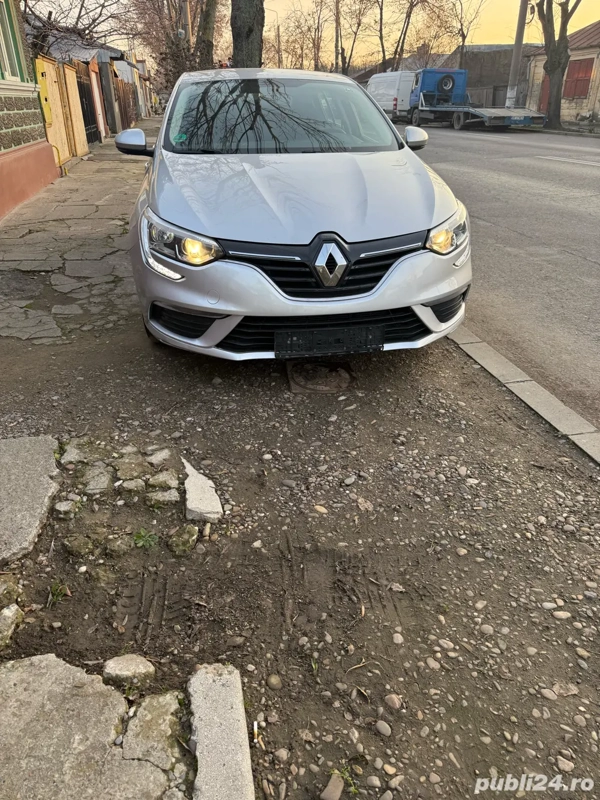 RENAULT Megane 2017 — imagine 5