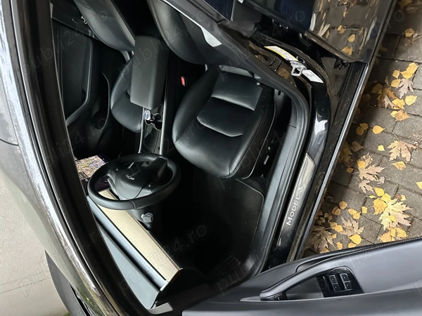 TESLA Model 3 2020 — imagine 4
