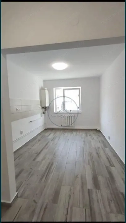 Apartament 2 camere Andrei Muresanu etaj 2 — fotografia 1