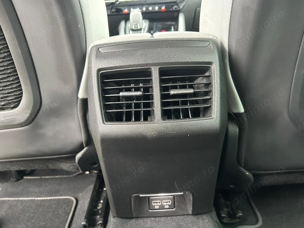 PEUGEOT 308 2021 — imagine 16