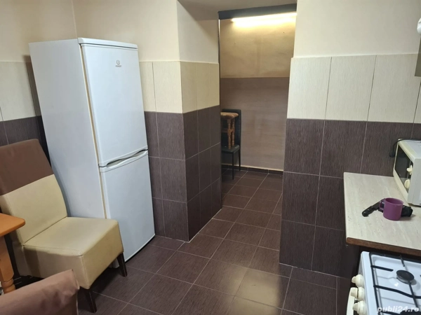 vand apartament 2 camere — fotografia 1