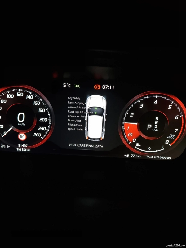 VOLVO XC40 2019 — imagine 10